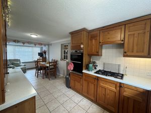 Photo 25- click for photo gallery